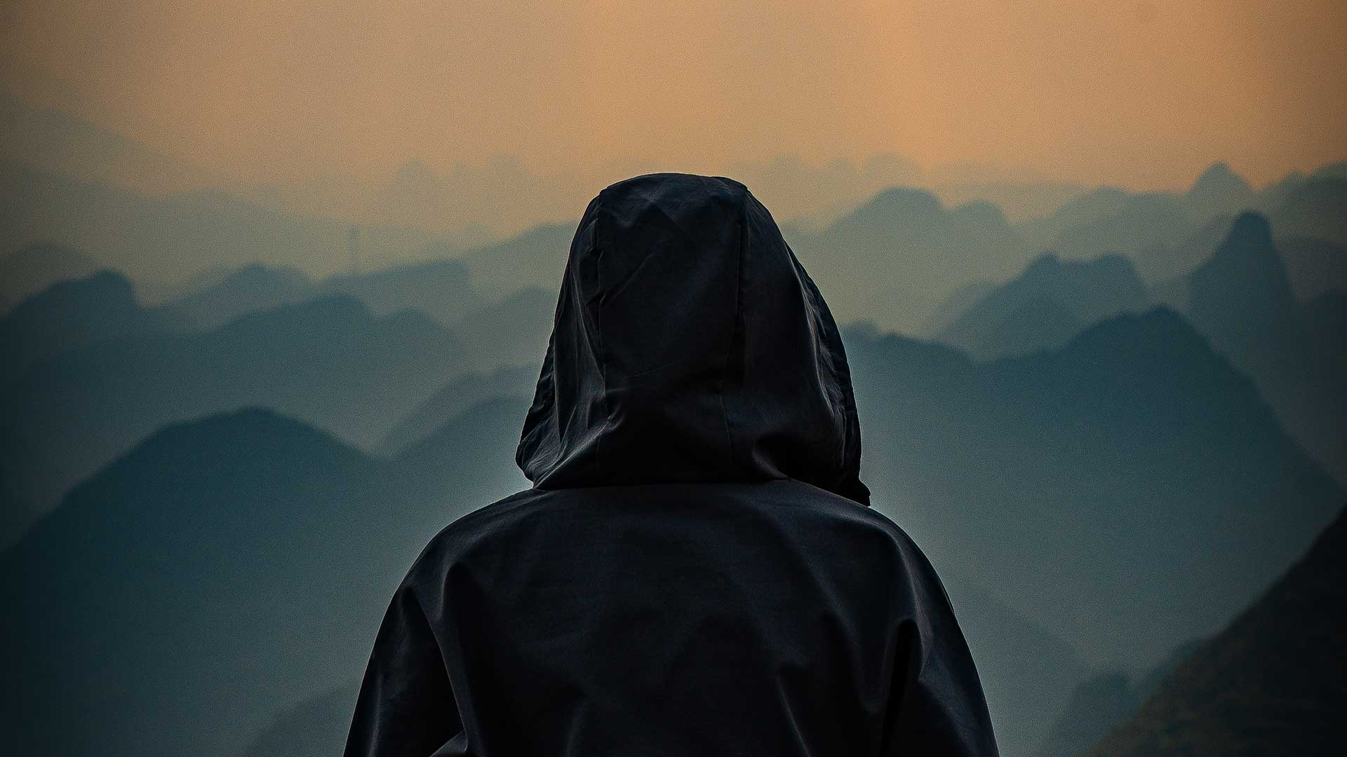 层叠远山